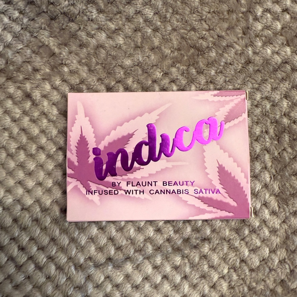 Indica by Flaunt Beauty Eyeshadow Palette